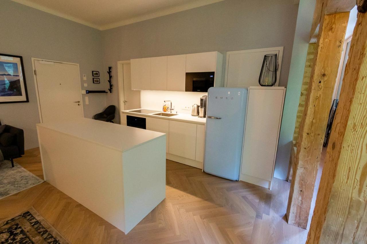 גרונאו אים אלמטל Apartment In Historischer Villa Mit Parkplatz מראה חיצוני תמונה