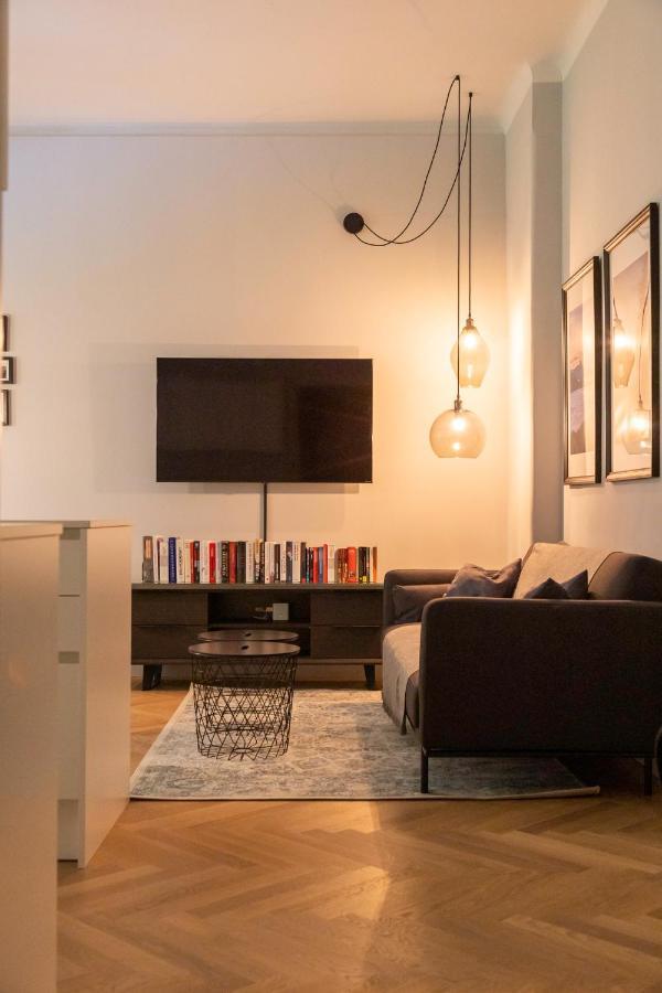 גרונאו אים אלמטל Apartment In Historischer Villa Mit Parkplatz מראה חיצוני תמונה