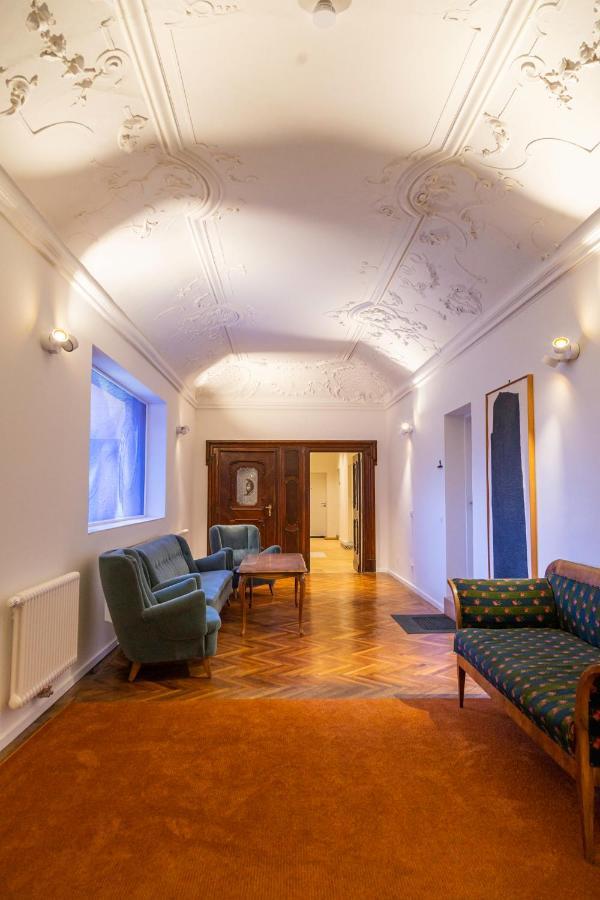 גרונאו אים אלמטל Apartment In Historischer Villa Mit Parkplatz מראה חיצוני תמונה